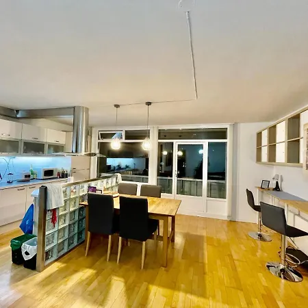 Bright And Large Apartment